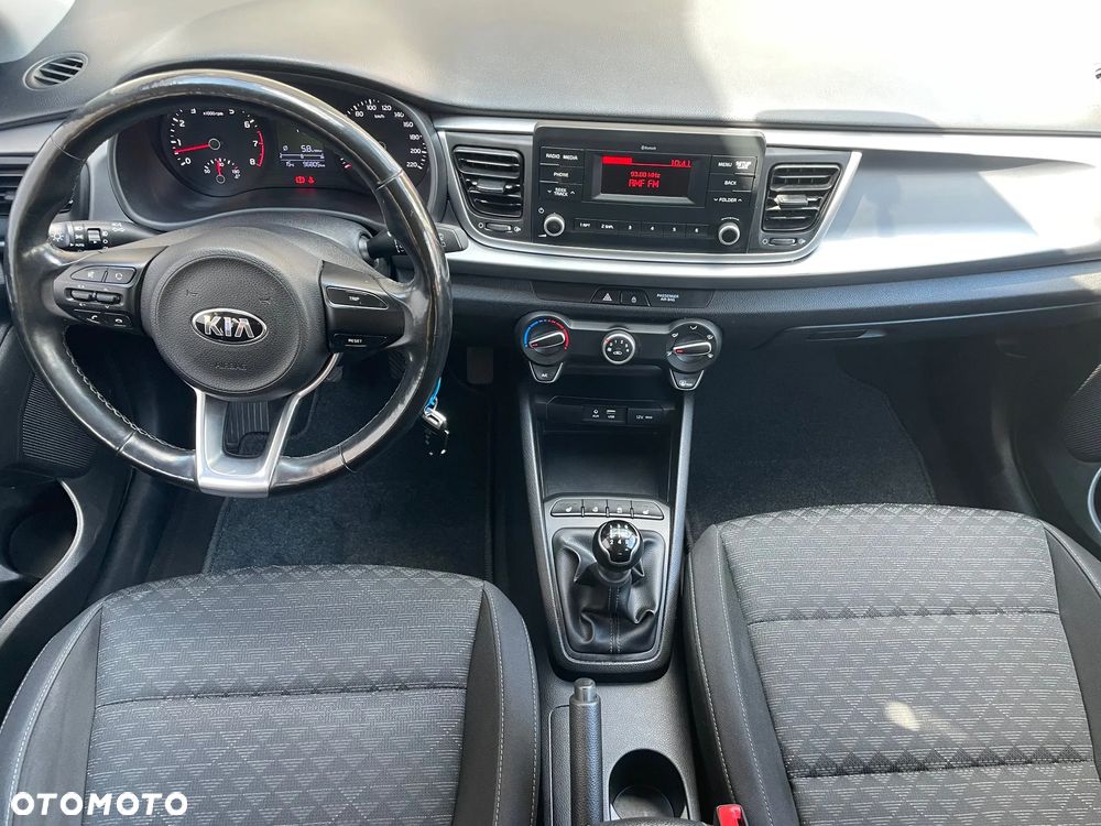 Kia Rio 1.2 L - 11