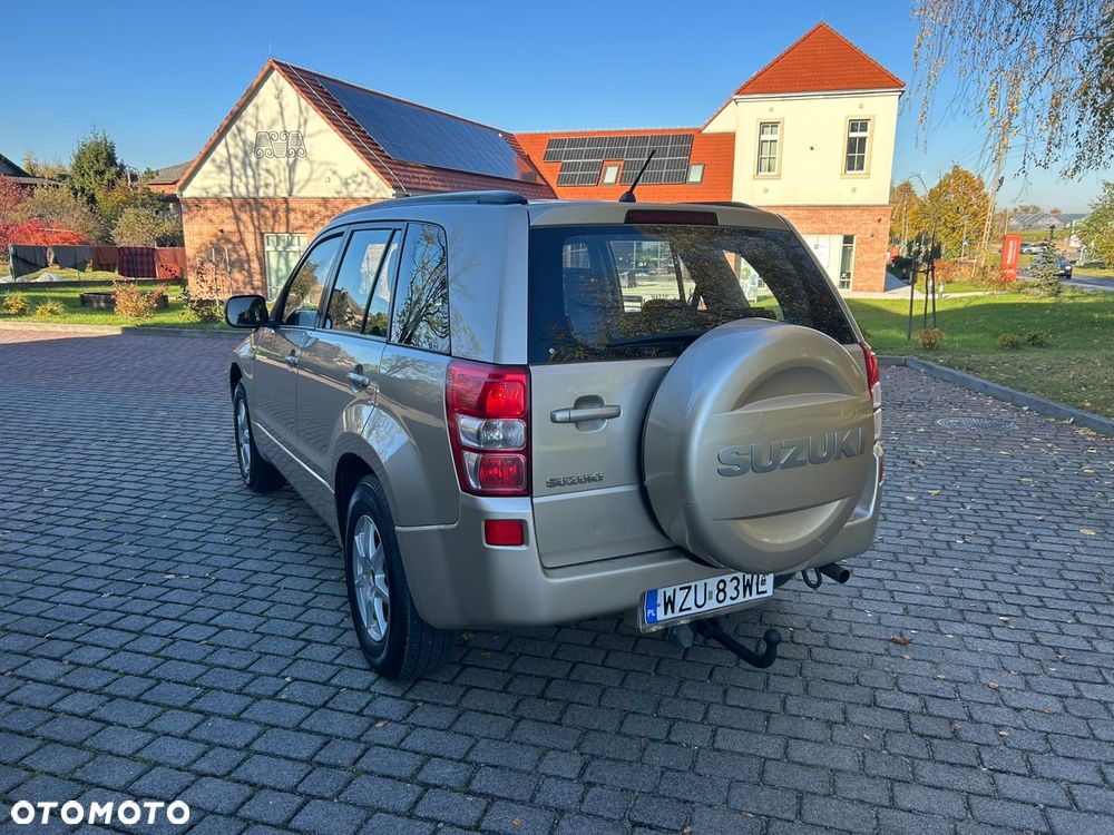 Suzuki Grand Vitara 2.0 Comfort - 3