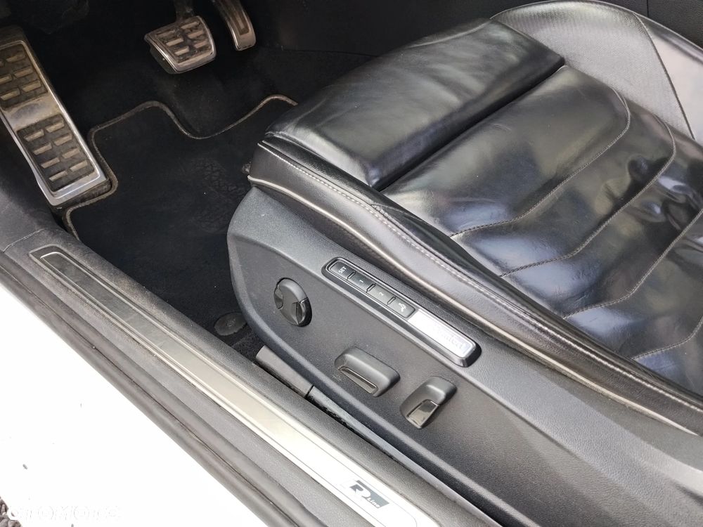 Volkswagen Arteon 2.0 TDI 4Motion SCR R-Line DSG - 17