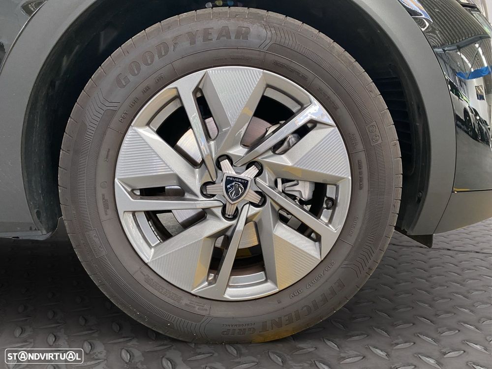 Peugeot 408 1.2 Hybrid Allure e-DCS6 - 22
