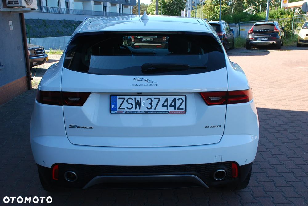 Jaguar E-Pace 2.0 i4D FWD R-Dynamic S - 2