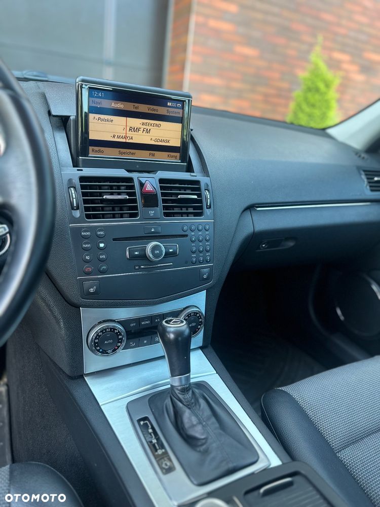 Mercedes-Benz Klasa C 220 CDI DPF Automatik Avantgarde - 12