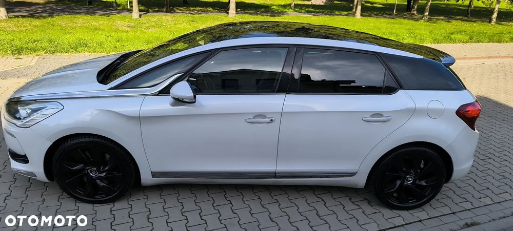 Citroën DS5 2.0 HDi SoChic - 17