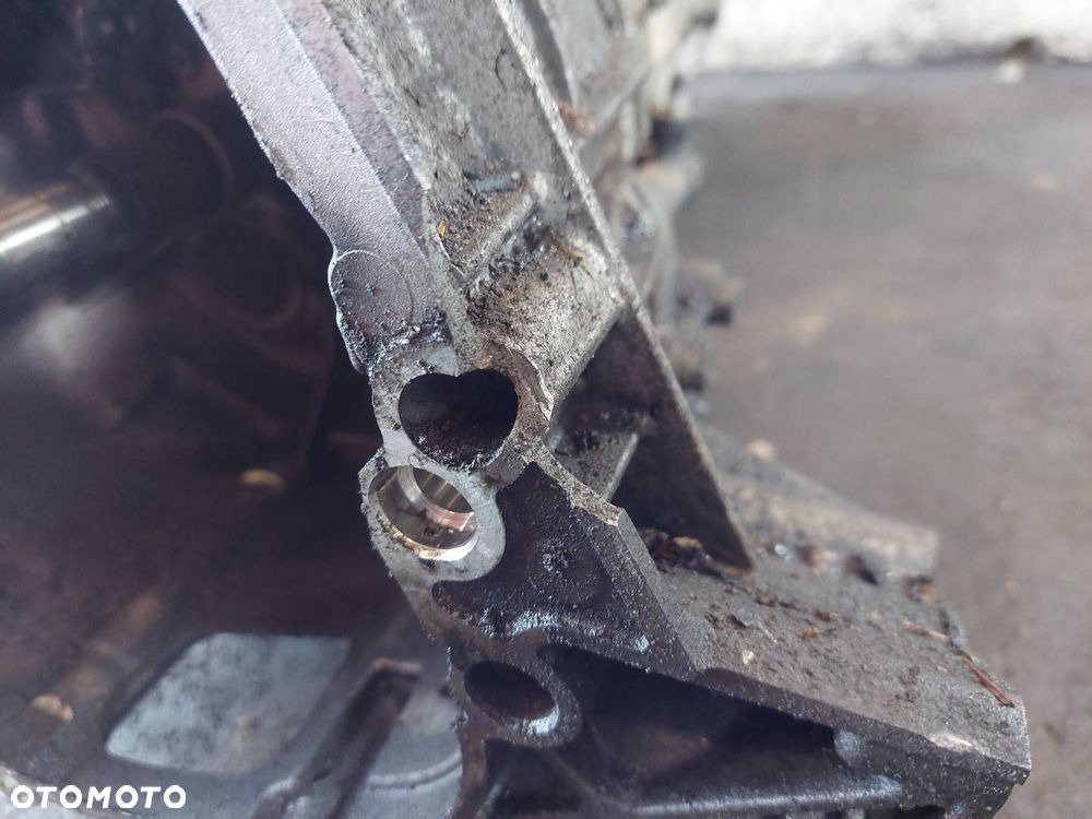 SKRZYNIA BIEGÓW USZKODZONA AUDI Q5 8R 2.0 TDI QUATTRO KWT 0B4301453C - 3