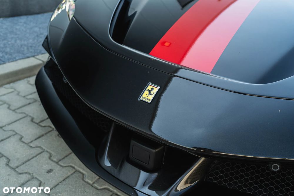 Ferrari SF90 Spider - 12