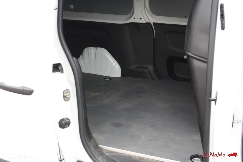Toyota Proace City - 16