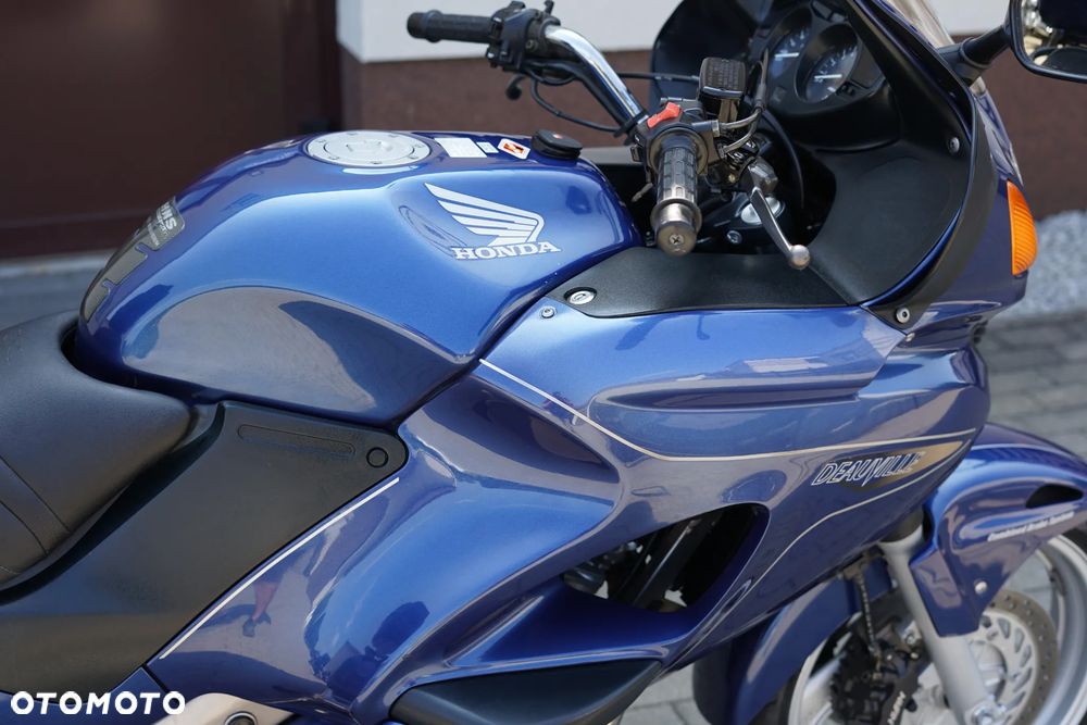 Honda NT - 9
