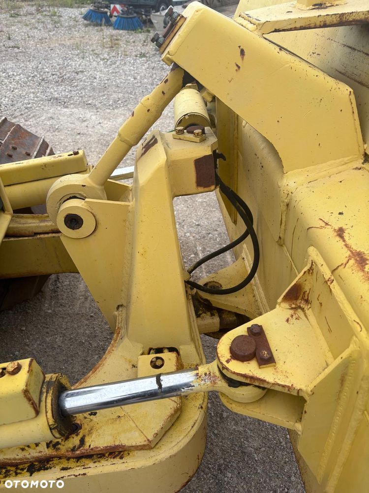 Komatsu D31P-20 - 34