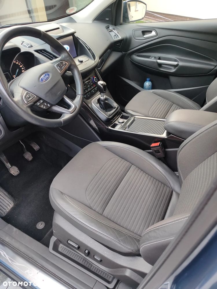 Ford Kuga 2.0 TDCi FWD Titanium - 13