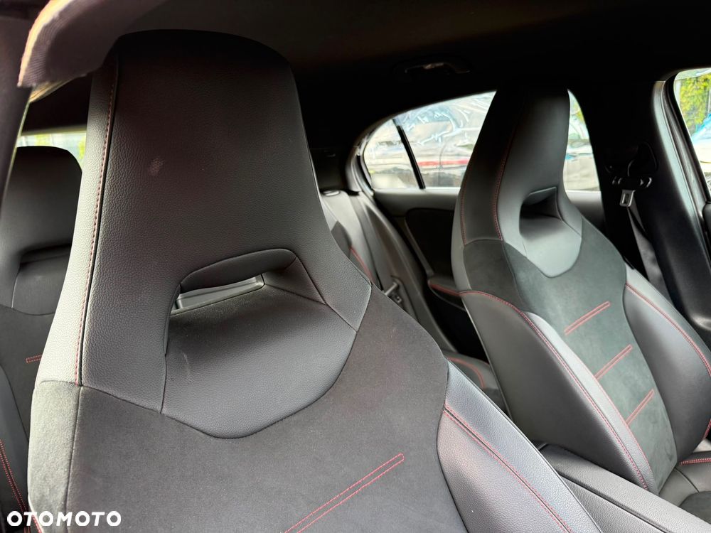 Mercedes-Benz Klasa A 200 AMG Line 7G-DCT - 24