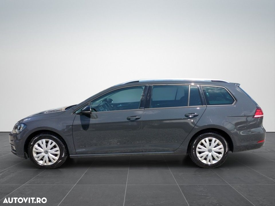 Volkswagen Golf - 2