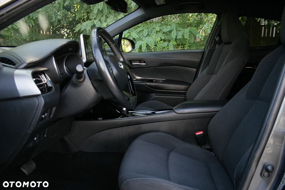 Toyota C-HR 1.8 Hybrid Dynamic - 11
