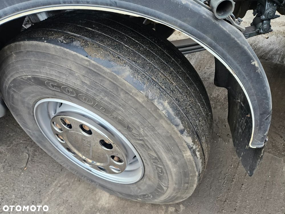 Scania 124c 470 8x4 - 13