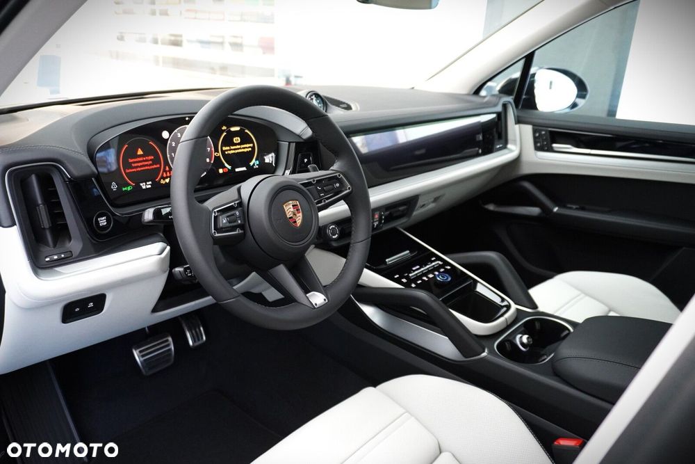 Porsche Cayenne S - 11