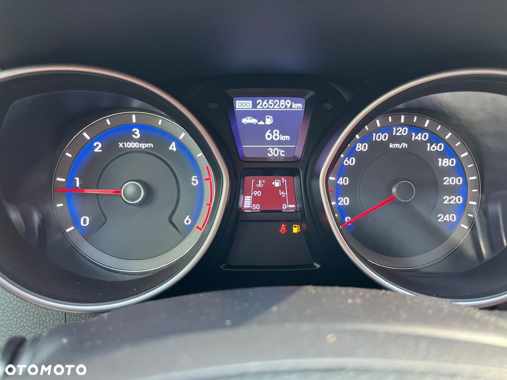 Hyundai i30 1.6 CRDI Trend - 14