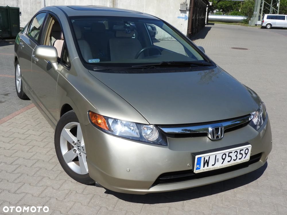 Honda Civic 1.8 Executive - 1