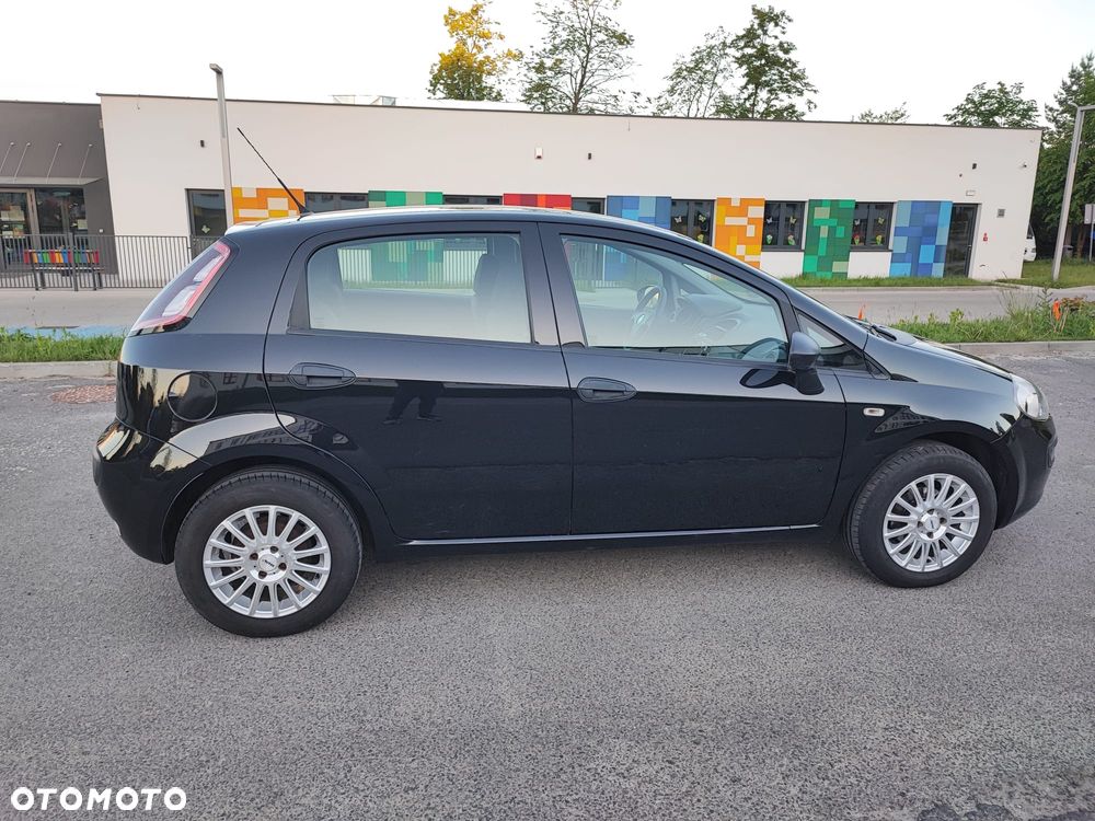 Fiat Punto Evo 1.4 8V Dynamic Euro5 - 20