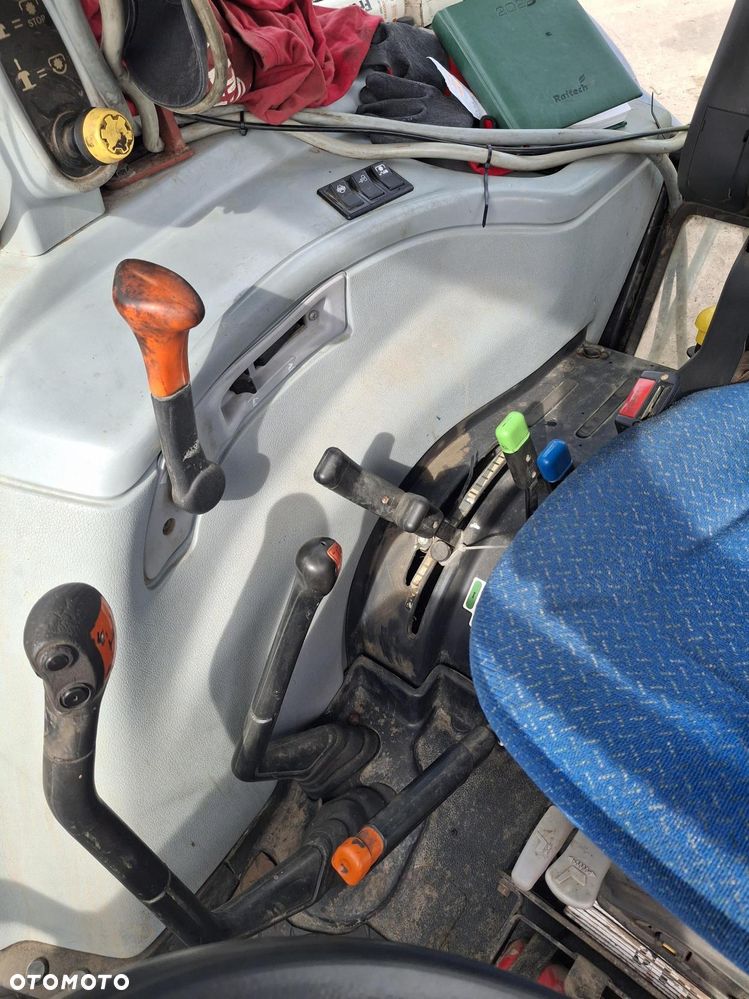 New Holland T5040 - 11
