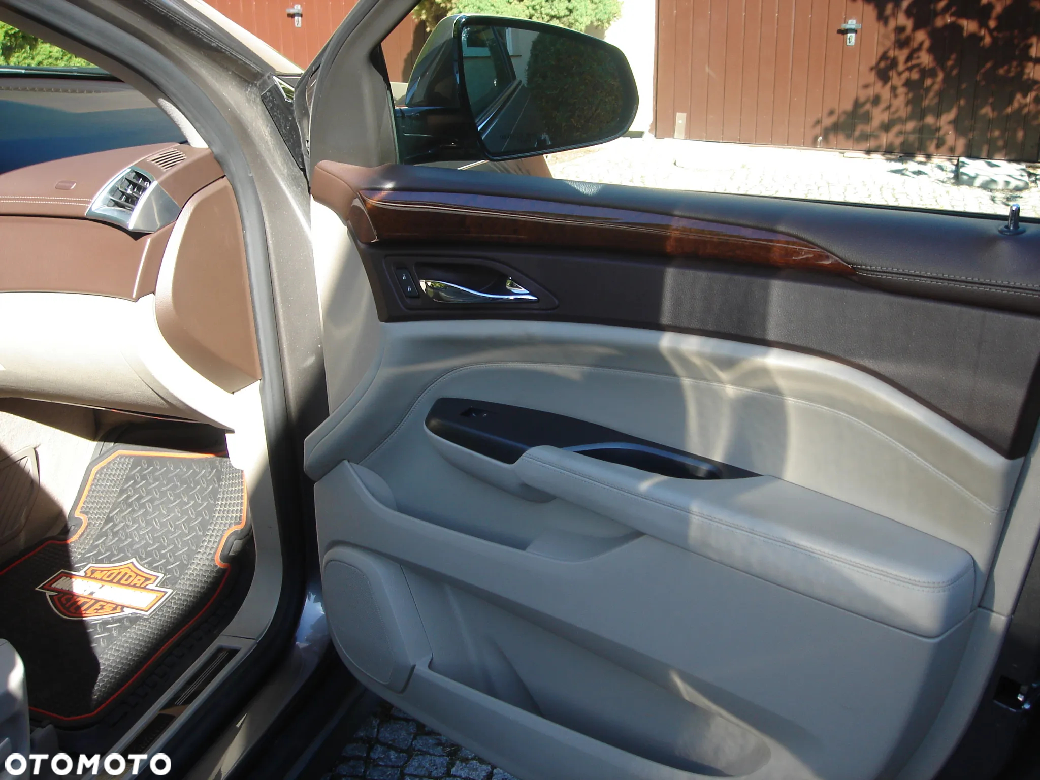 Cadillac SRX 3.6 V6 AWD Sport Luxury - 12
