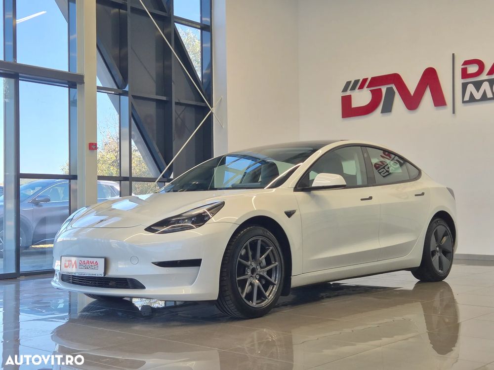 Tesla Model 3 Standard Reichweite Plus Hinterradantrieb - 6