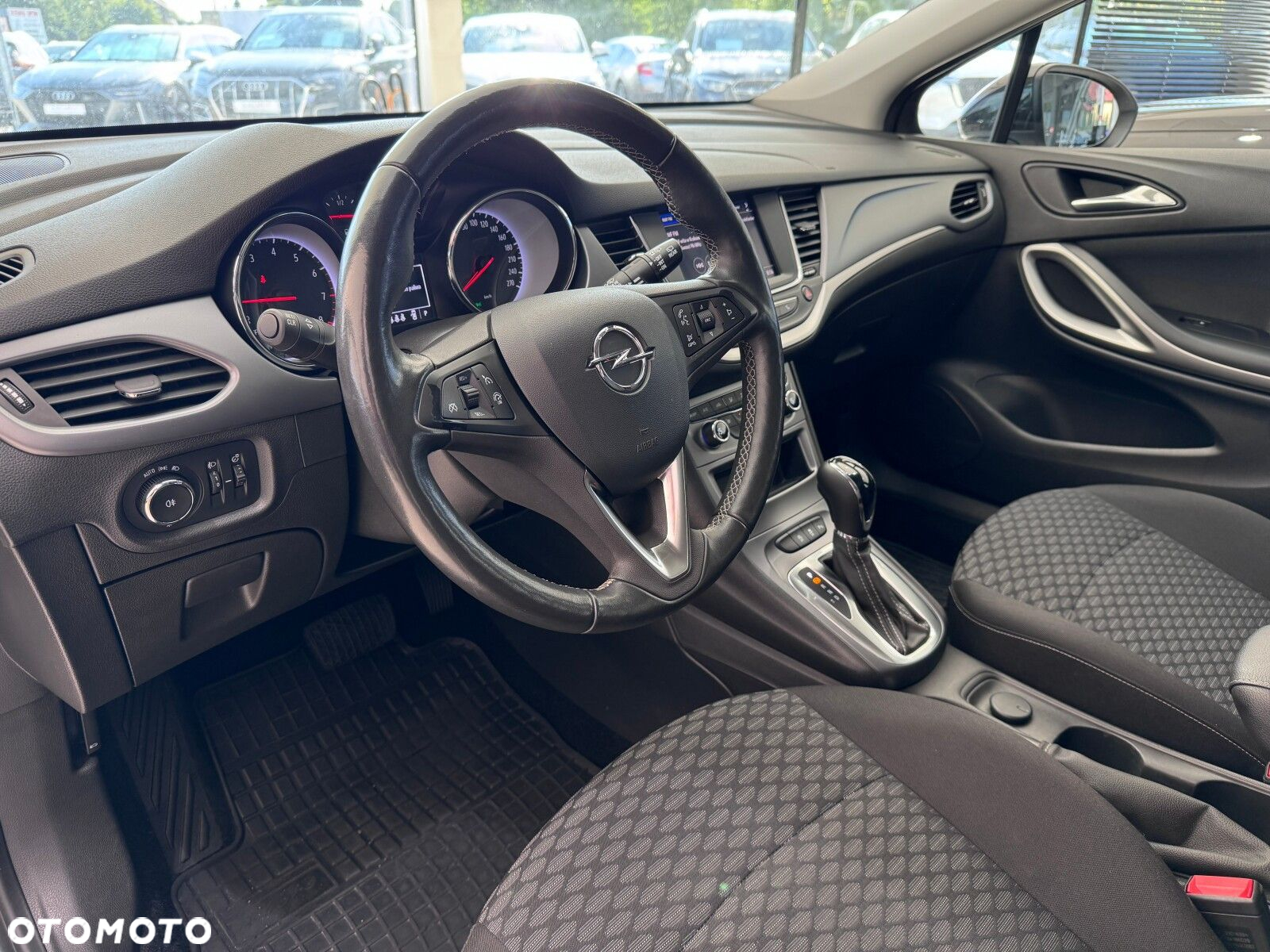 Opel Astra - 8