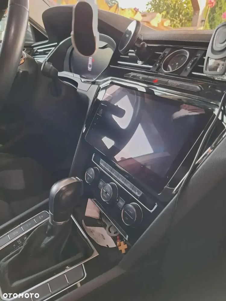 Volkswagen Arteon 2.0 TDI SCR Elegance DSG - 9