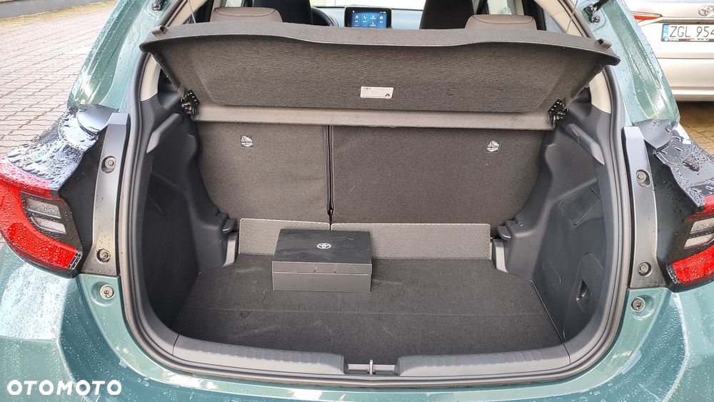 Toyota Yaris Hybrid 1.5 Style - 14