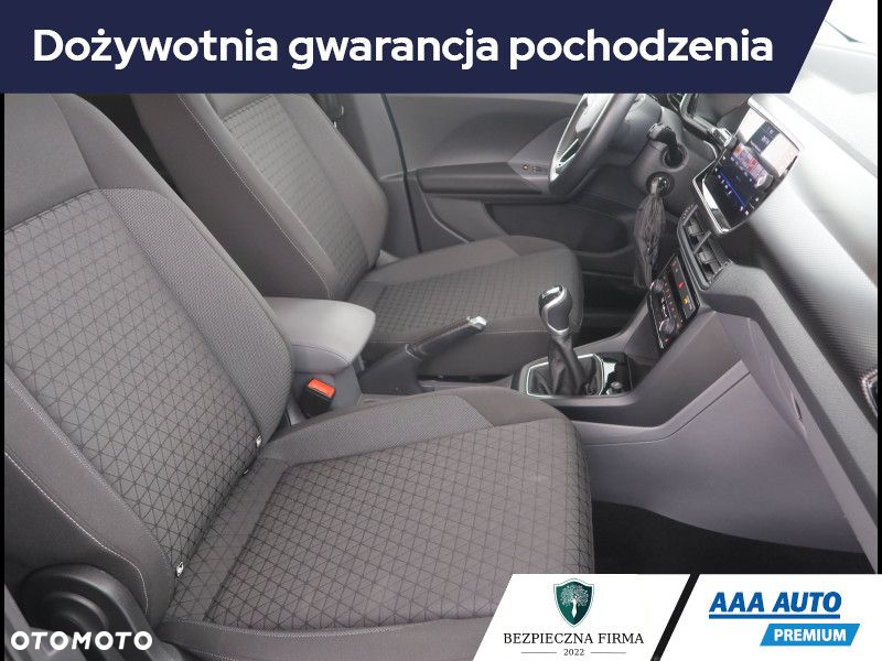 Volkswagen T-Cross - 10