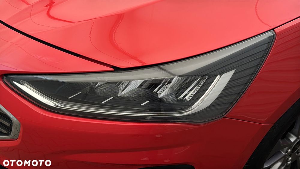 Ford Focus 1.0 EcoBoost mHEV Titanium X - 14