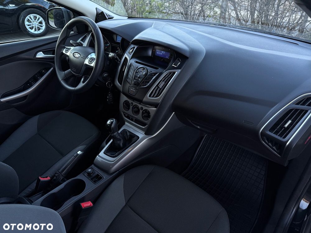 Ford Focus 1.6 TI-VCT Champions Edition - 40