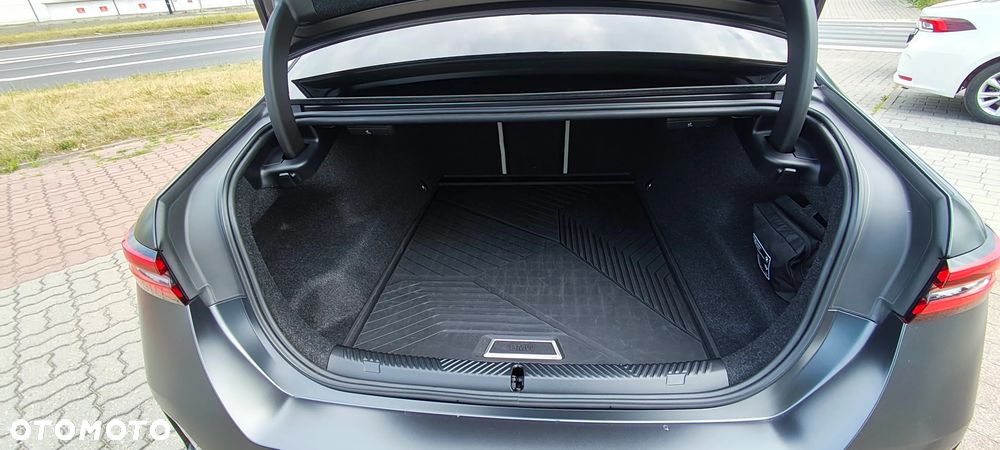 BMW i5 83.9kWh M60 xDrive - 16