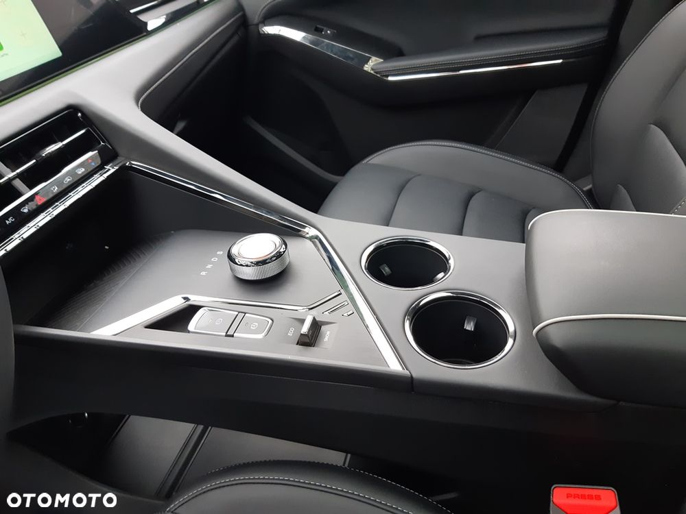 JAC JS8 PRO 6os - 26