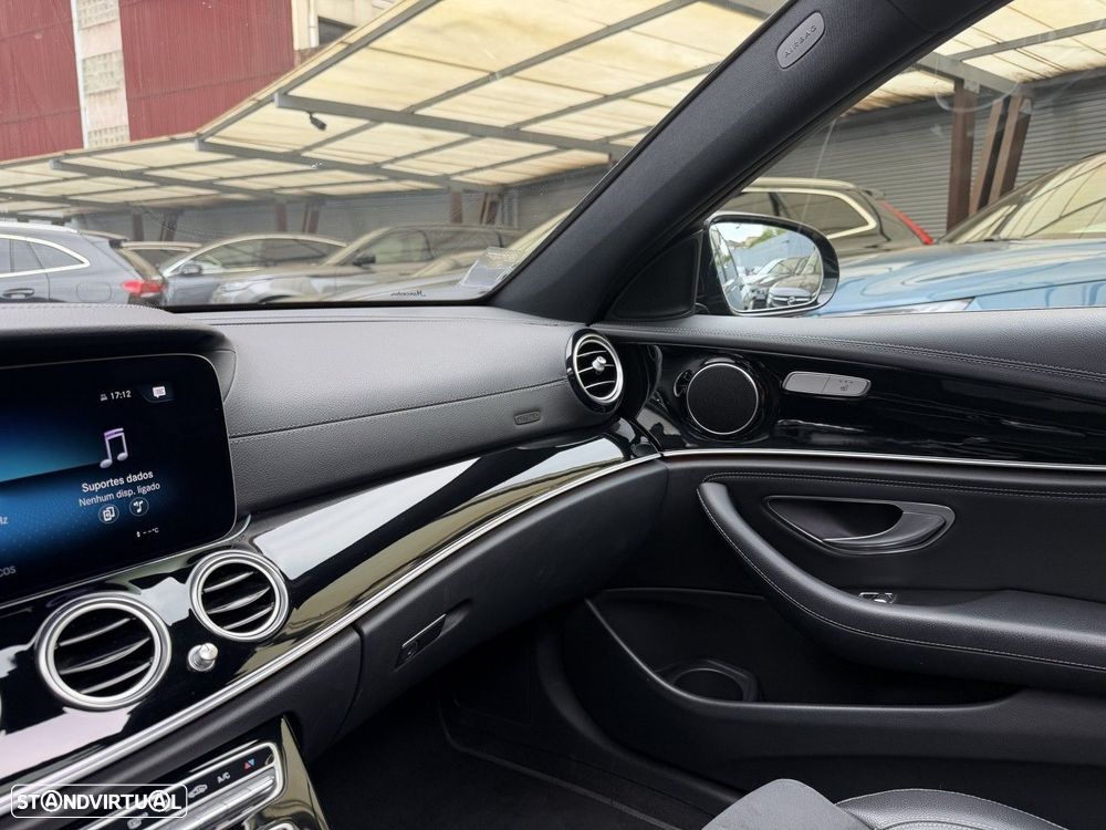 Mercedes-Benz E 300 de AMG Line - 37