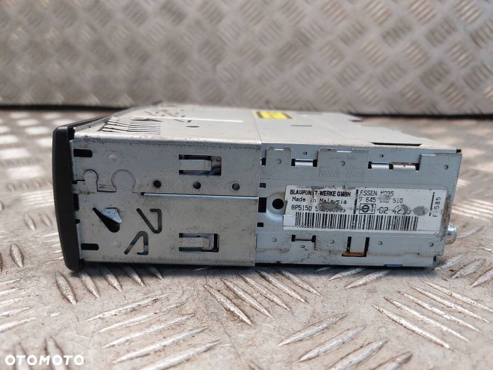 RADIO ODTWARZACZ  SKODA OCTAVIA I FL BLAUPUNKT ESSEN MP35 - 6