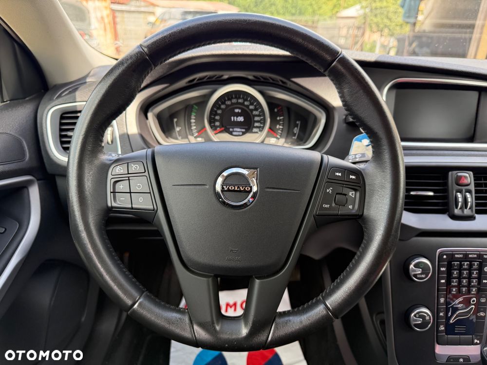 Volvo V40 D2 Kinetic - 21