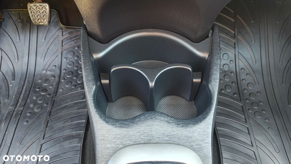 Toyota Yaris 1.33 Active - 24