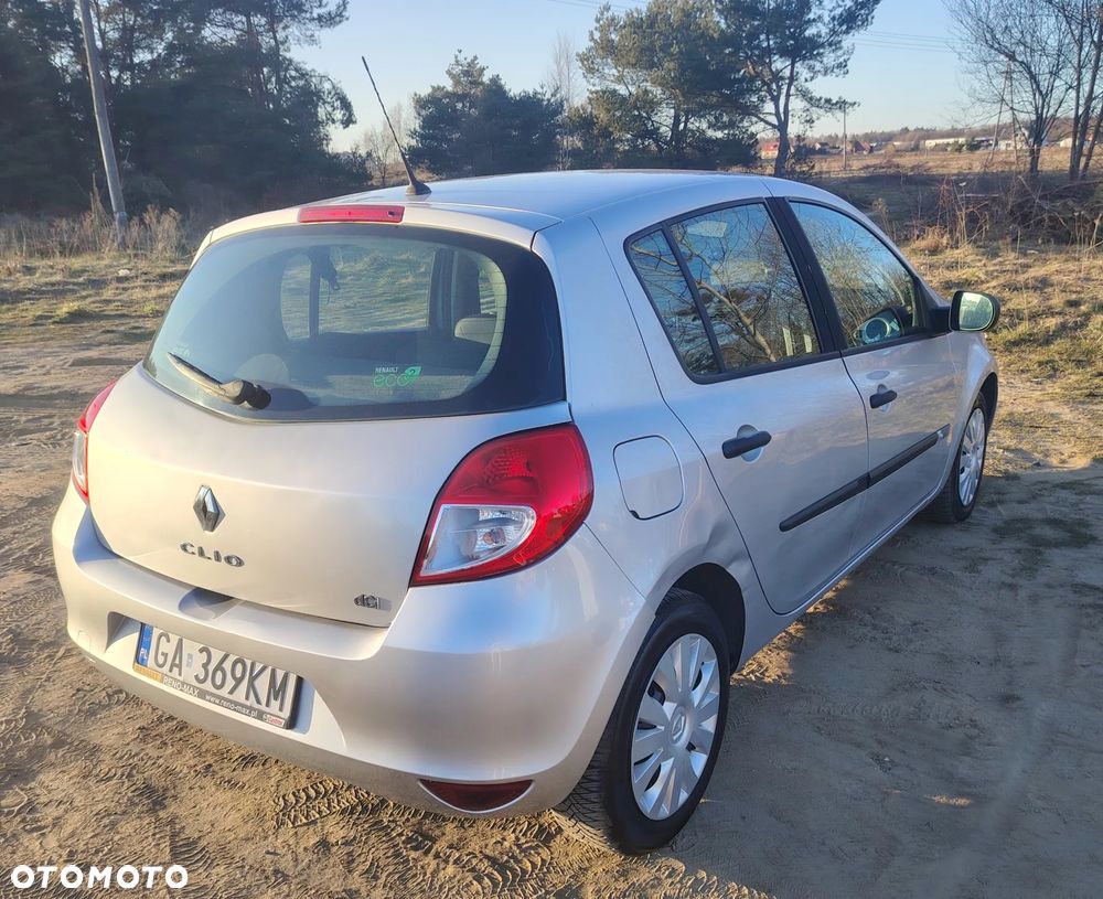 Renault Clio 1.5 dCi Alize - 5
