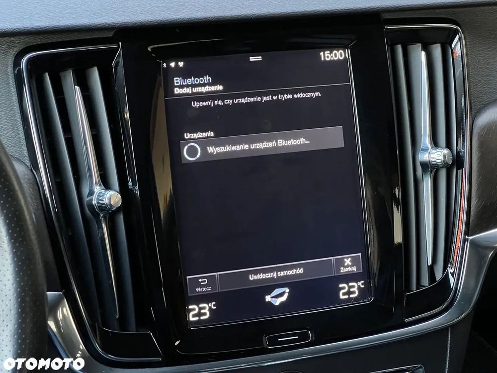 Volvo V90 Cross Country - 37