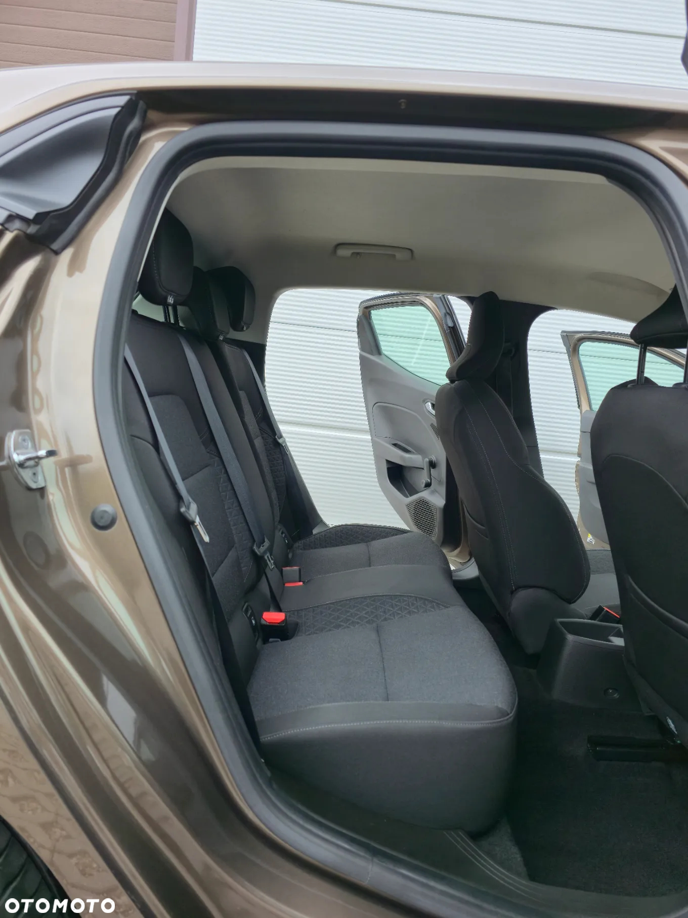 Renault Clio 1.0 TCe Zen Xtronic - 20