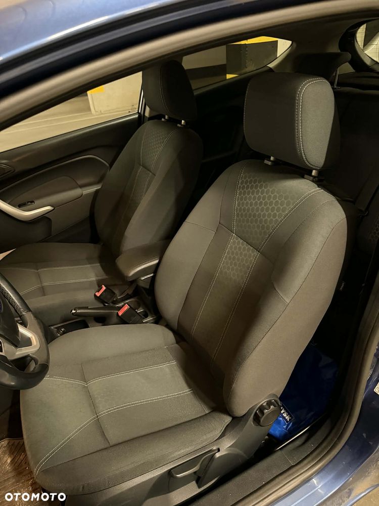 Ford Fiesta 1.4 Trend - 11