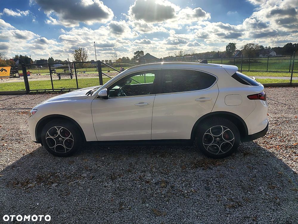 Alfa Romeo Stelvio 2018 photo 4