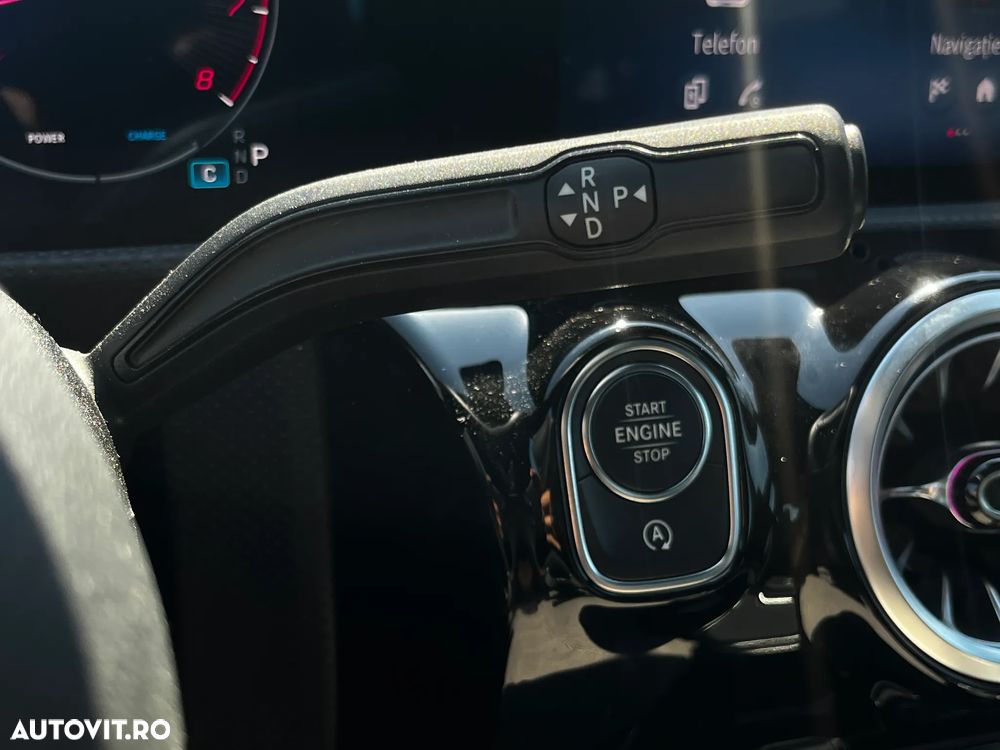 Mercedes-Benz CLA - 18
