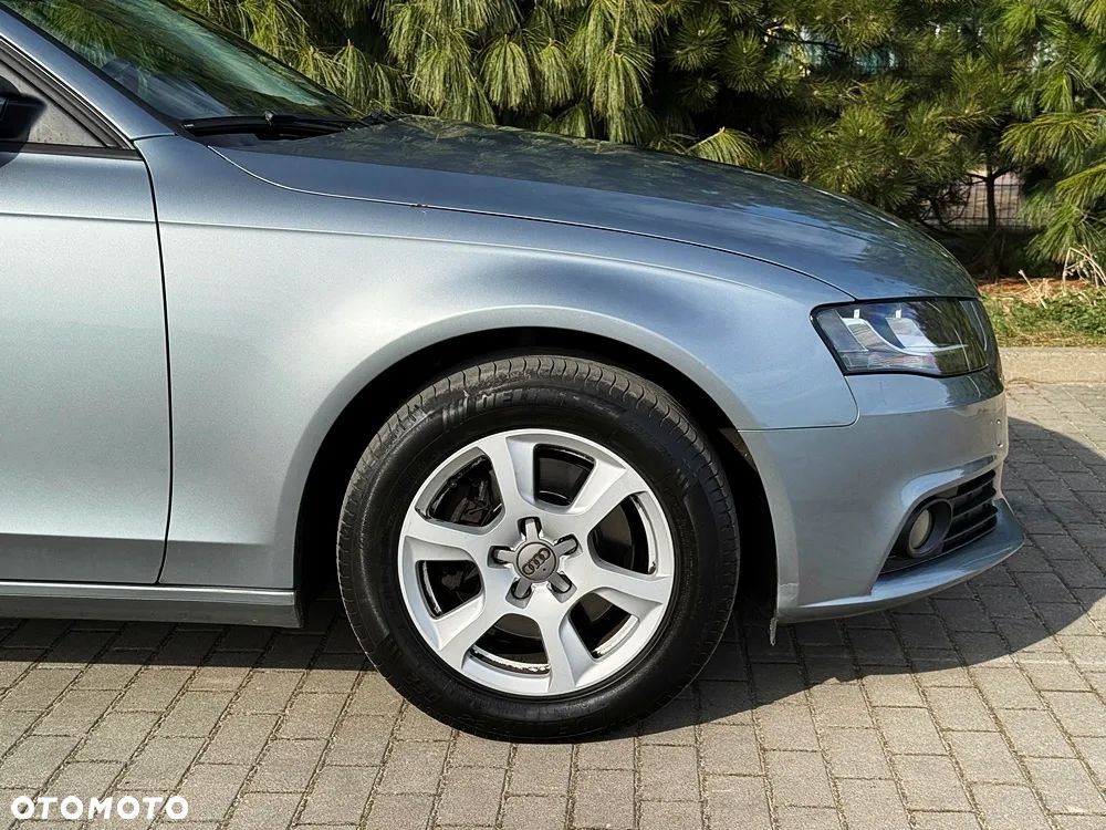 Audi A4 Avant 2.0 TDI 116g DPF Ambiente - 17