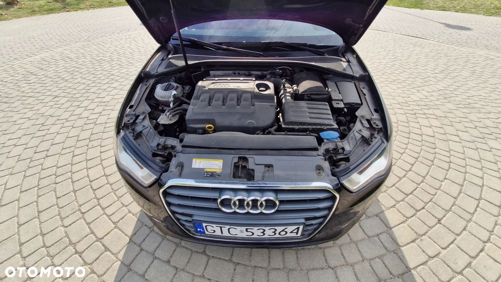 Audi A3 Sportback 2.0 TDI (clean diesel) Ambiente - 18