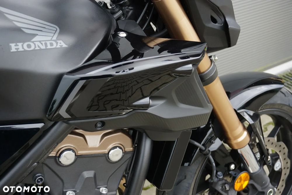 Honda CB - 10