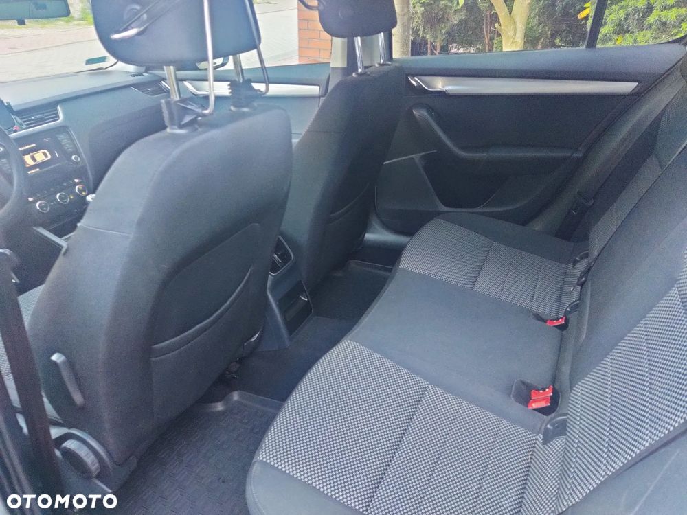 Skoda Octavia 1.4 TSI Ambition - 9