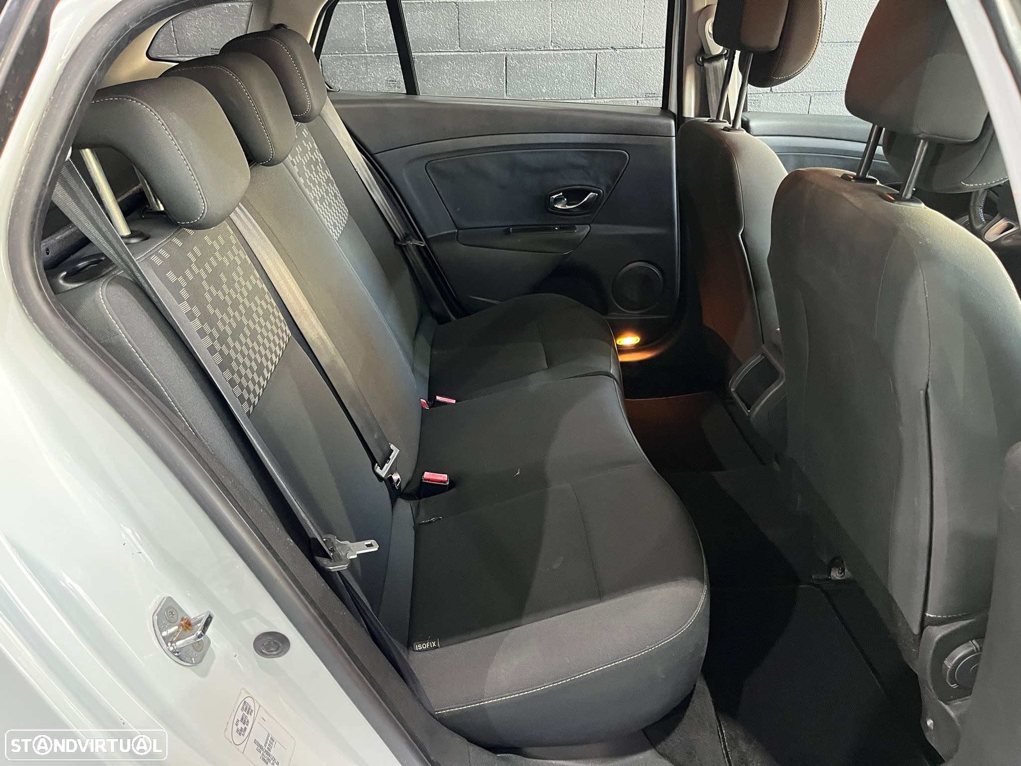 Renault Mégane Sport Tourer 1.5 dCi Dynamique - 12