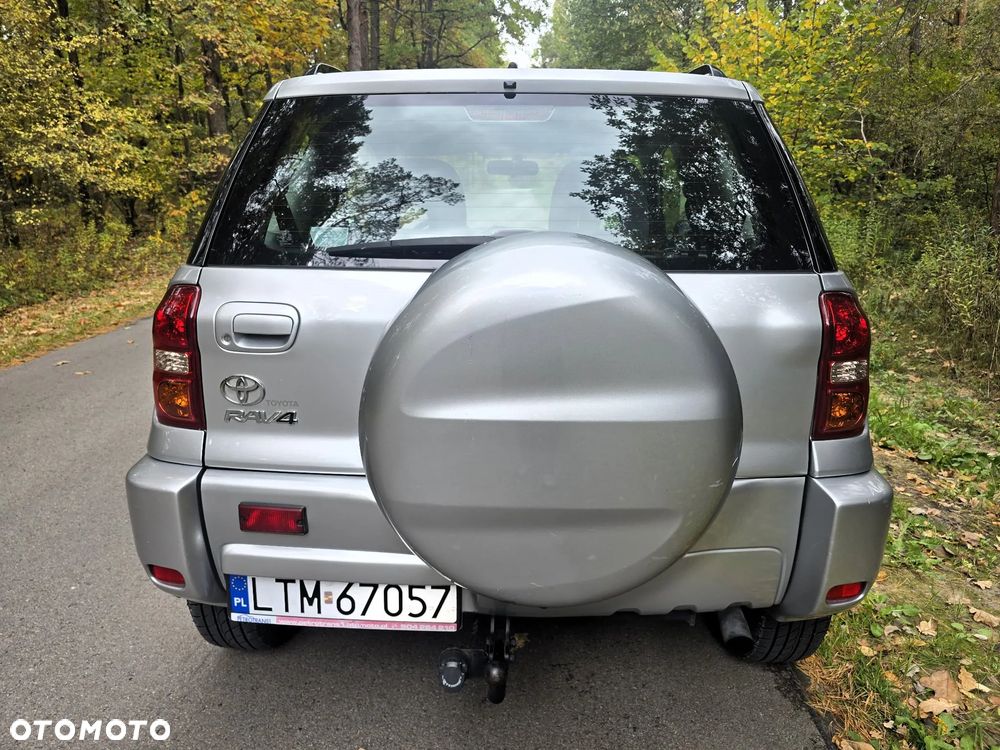 Toyota RAV4 - 17