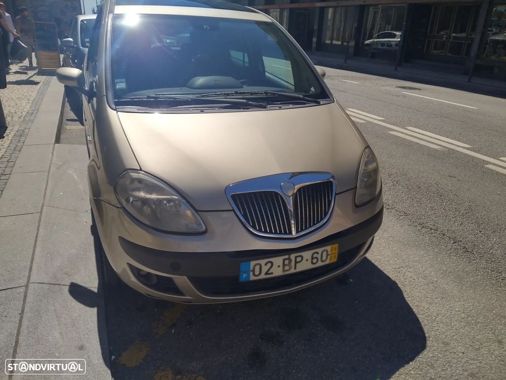 Lancia Musa 1.3 16V M-jet Oro Executive - 4