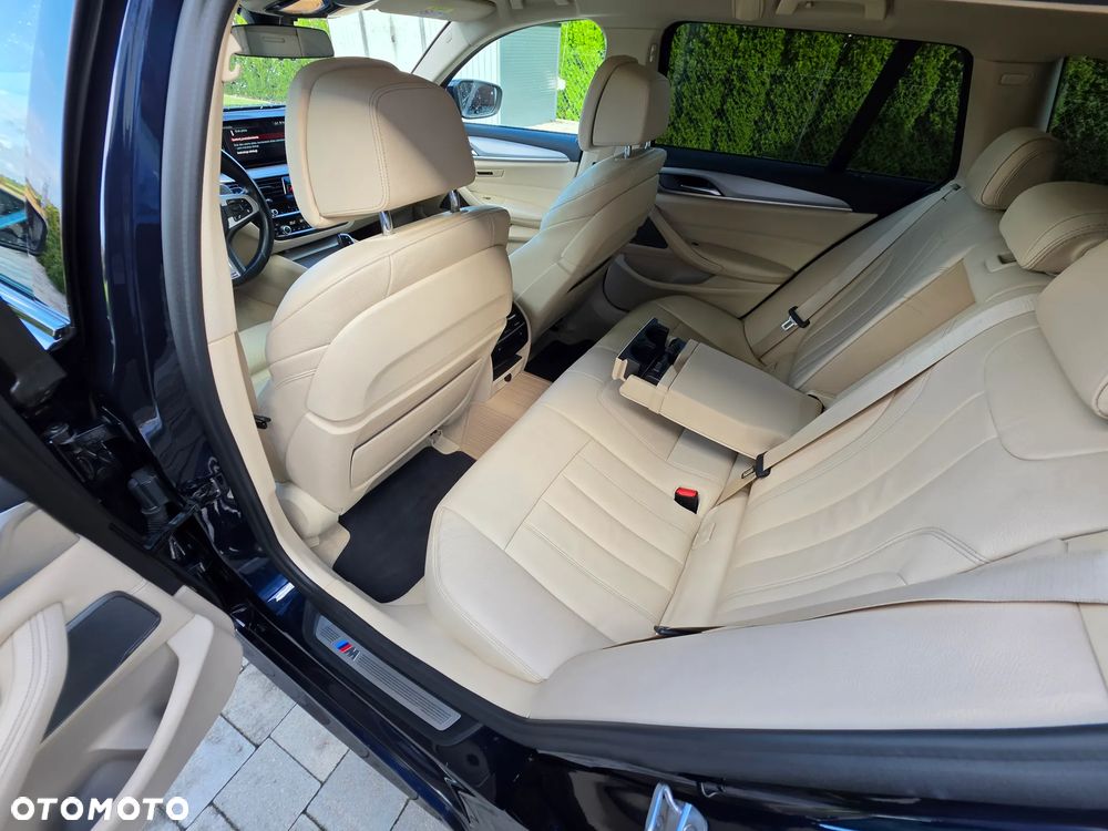 BMW Seria 5 520d xDrive M Sport sport - 7